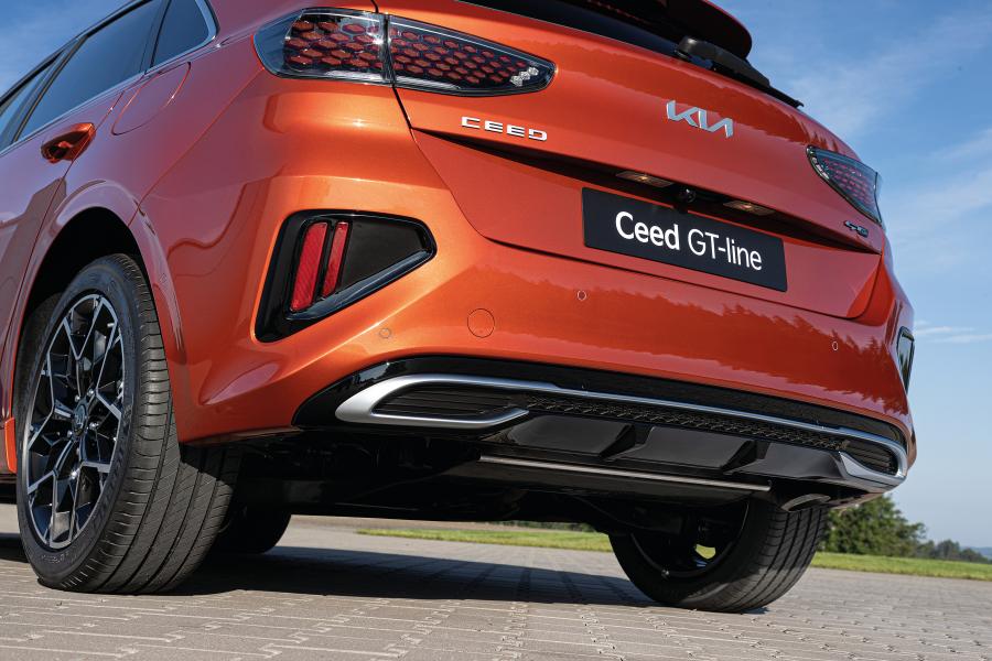  Kia Ceed GT-Line 2021 года  (WW) (фото 7 из 7)